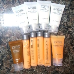 Essential elements lot of 10 fresh Navoli travel size lotion  shampoo  cpndition